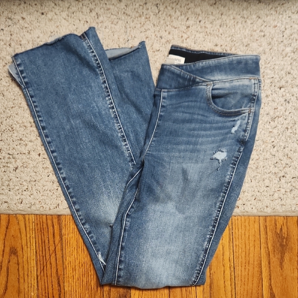 Distressed Blue Women's Jeans - Picture 2 of 3